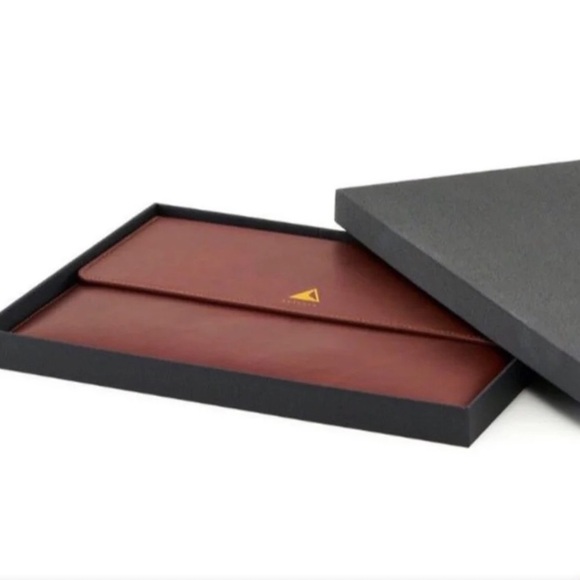 Brown Tablet Sleeve Dulccio - Picture 2 of 6